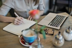 notities-maken (pexels)