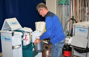 Becker Schoonmaakservice 25jr, 2023 (Schoonmakend Nederland).jpg