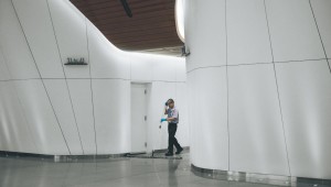 Schoonmaken groot bedrijf